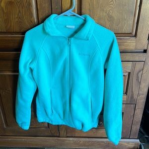 Columbia sweatshirt